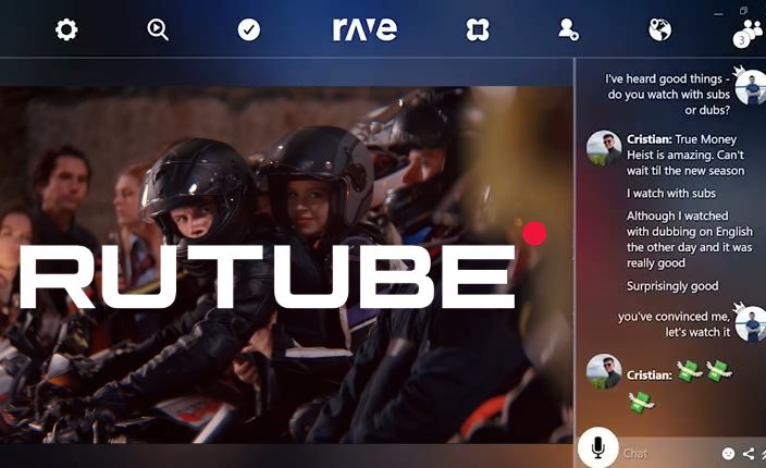 группа смотрит Netflix вместе